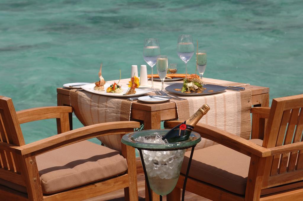 Adaaran Prestige Water Villas Meedhoo  Eksteriør billede