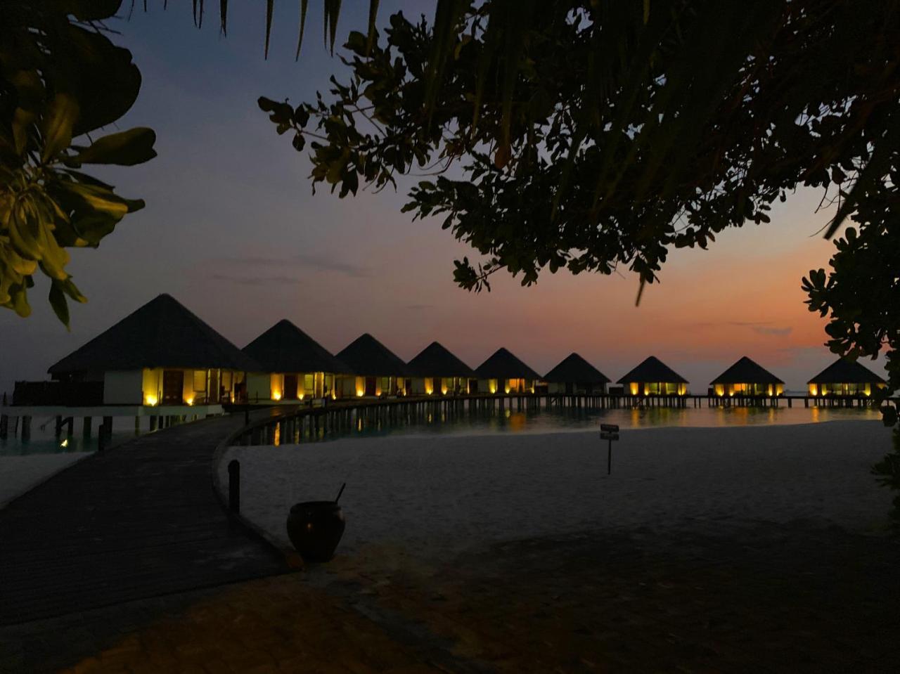 Adaaran Prestige Water Villas Meedhoo  Eksteriør billede